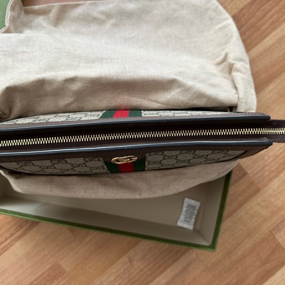 Gucci Ophidia Pouch in GG Supreme Canvas - Picture 15 of 15